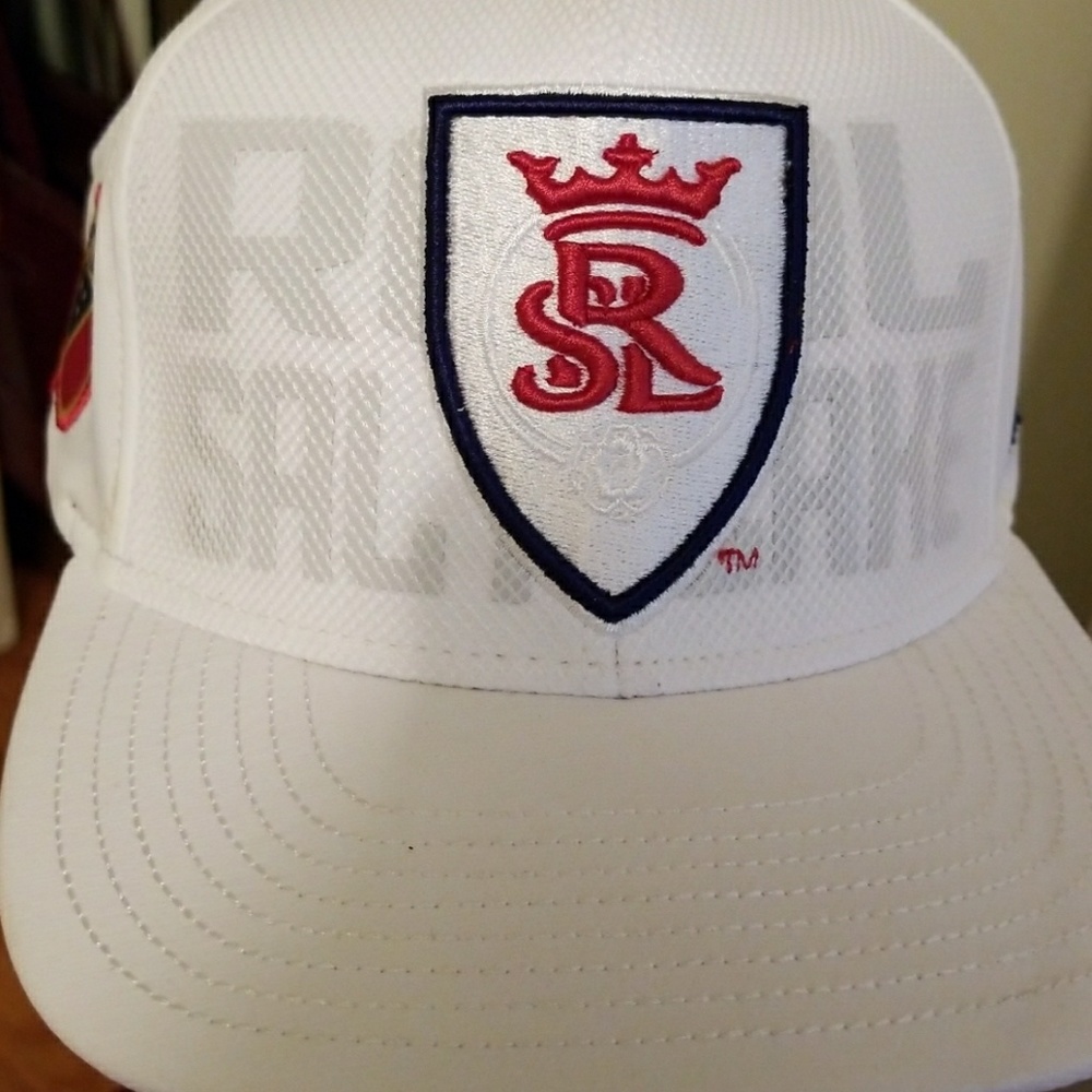 Cap - Picture 2 of 8